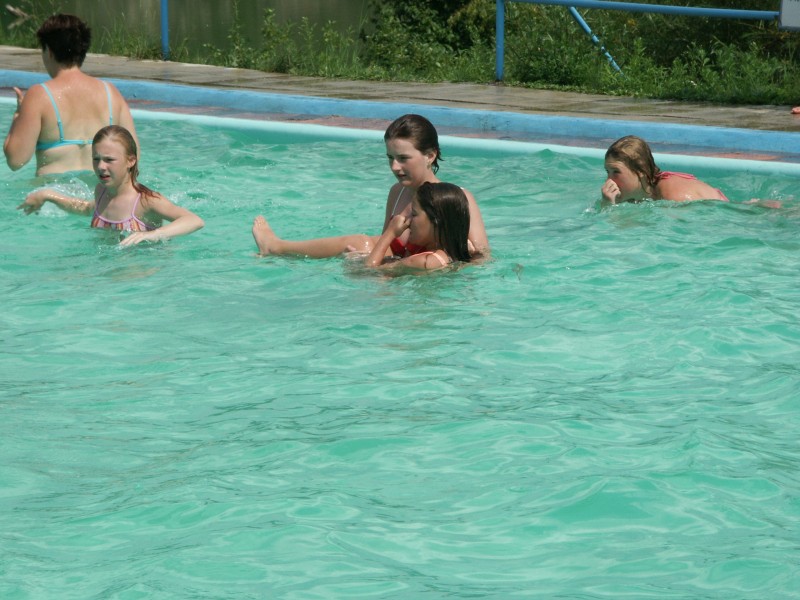 mb040801028.jpg